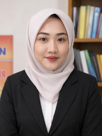 Tria Meidiana, M.E